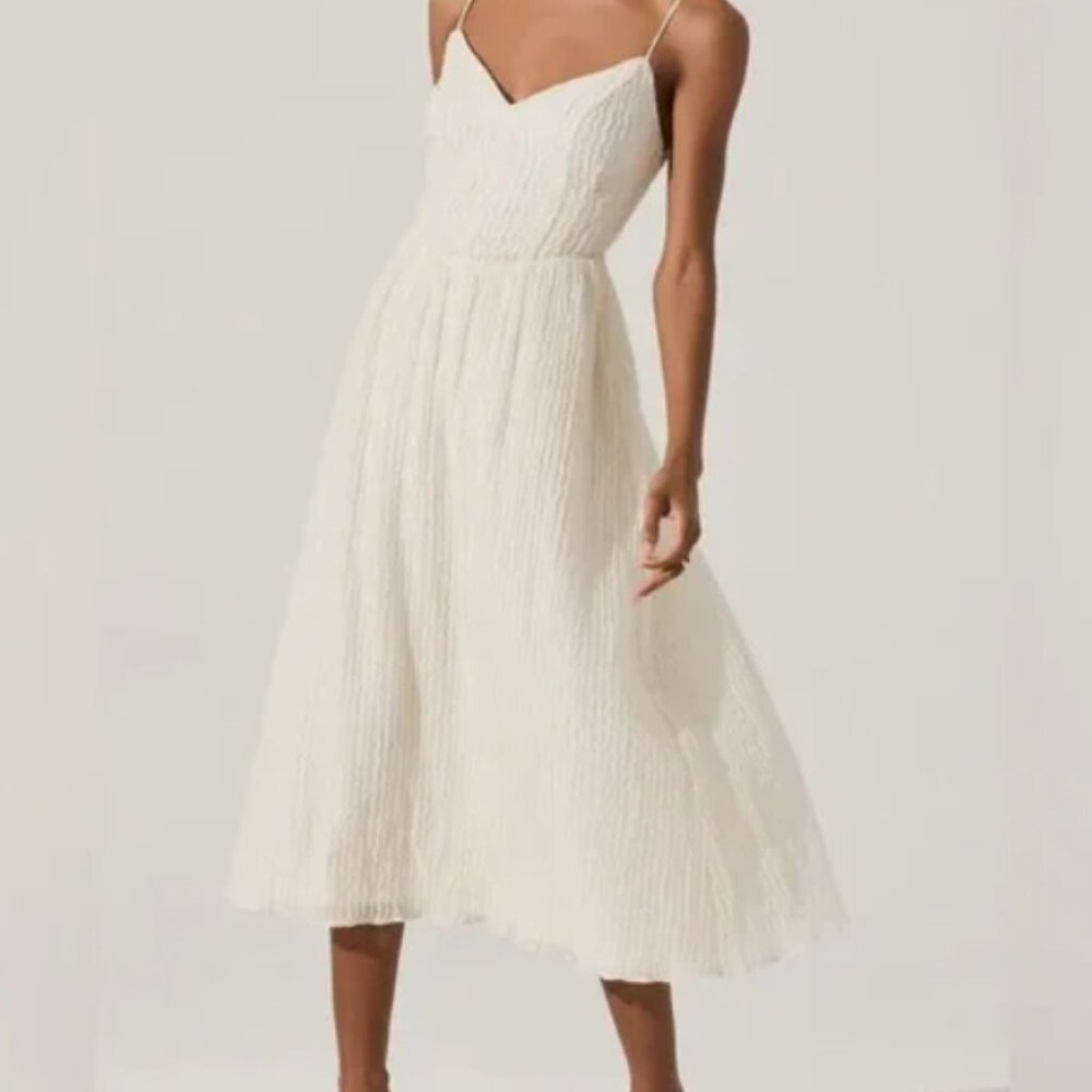 ASTR the Label Textured V-Neck Midi Dress, Cream, Size L